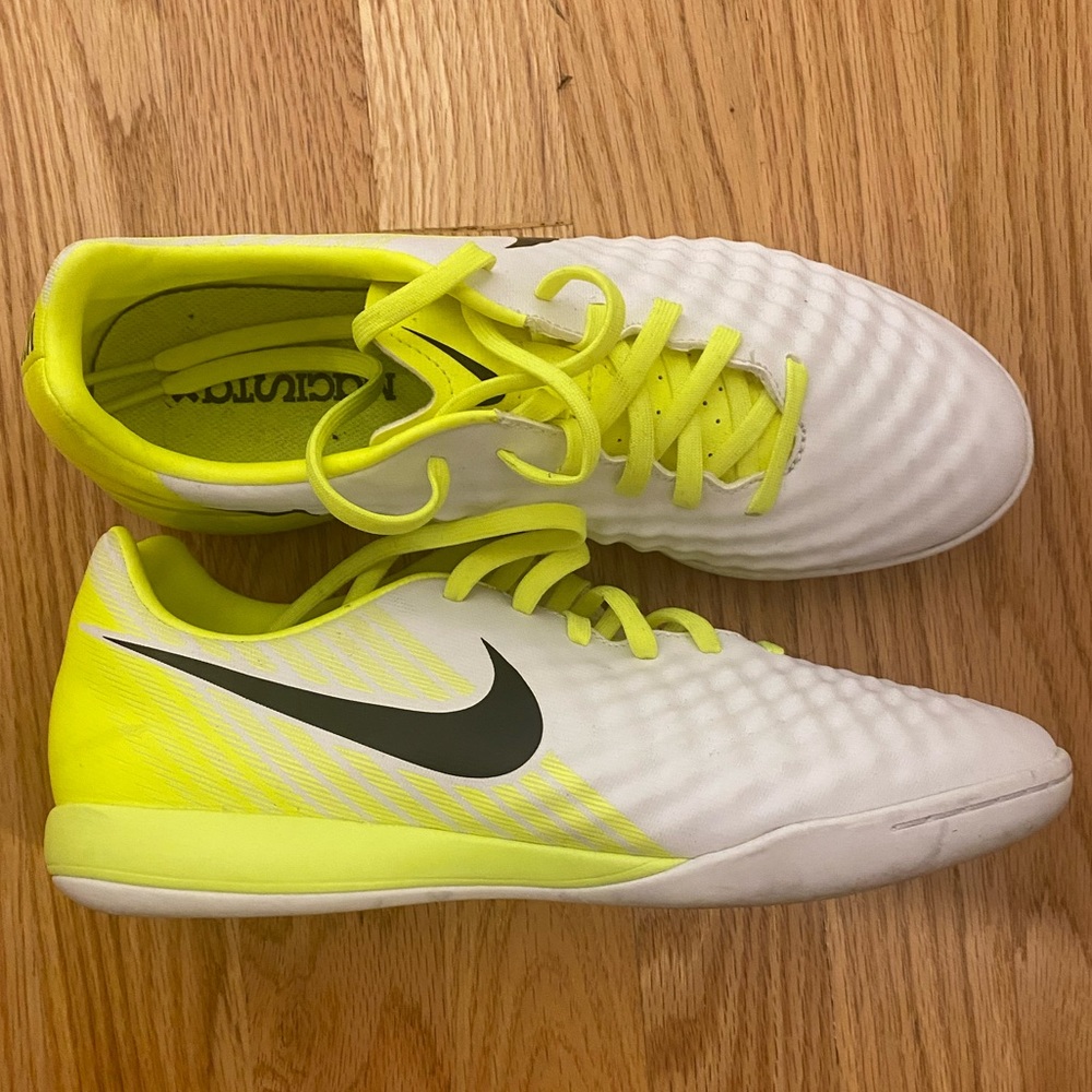 Nike indoor soccer shoes